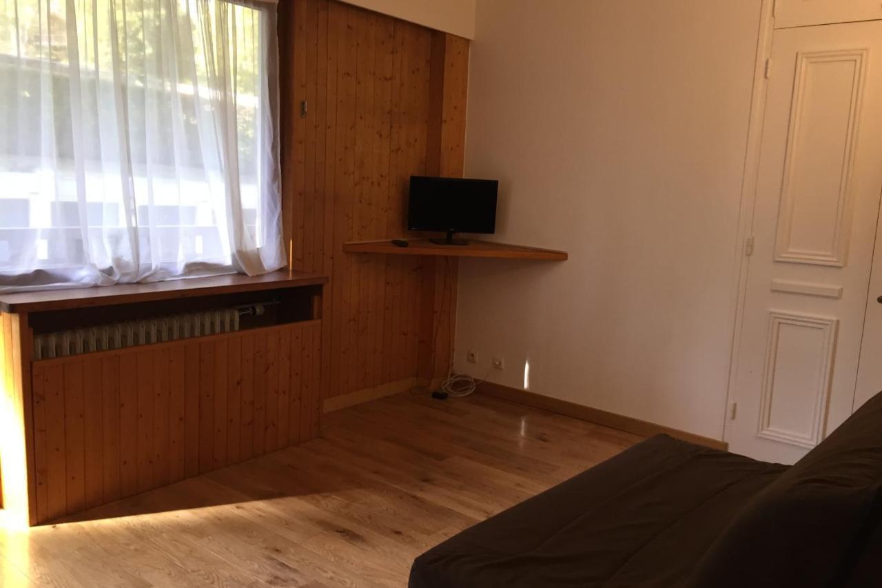 Studio With Balcony In Chamonix Apartment Exterior photo